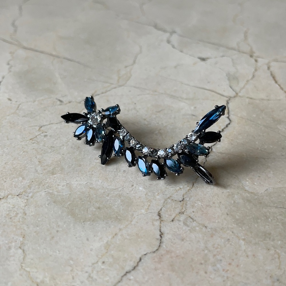 Ear Cuff - Picture 5 of 9